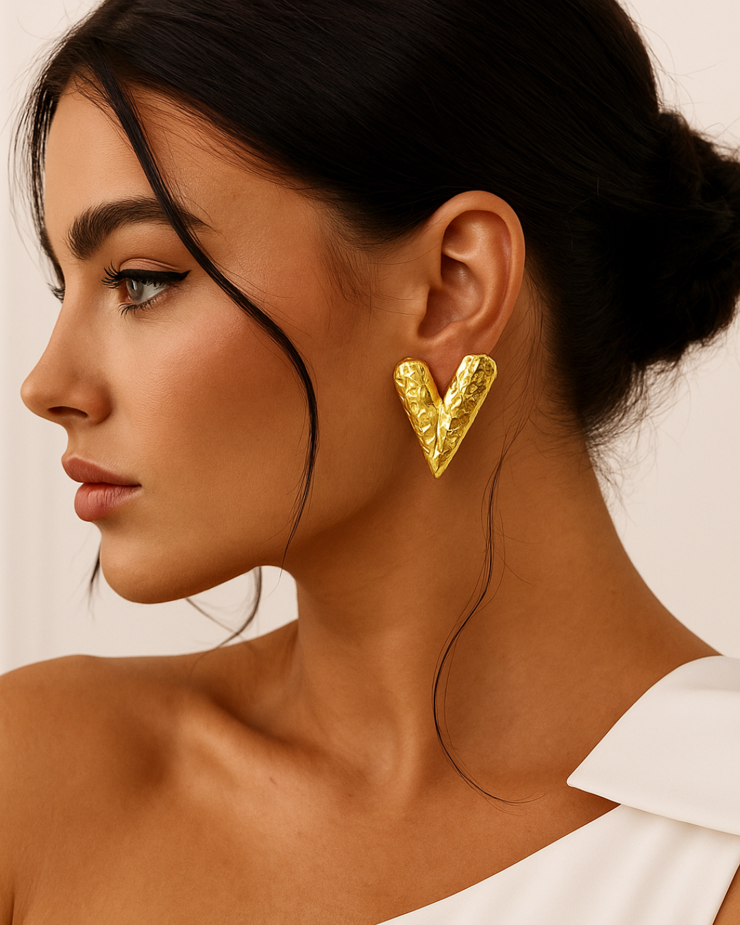 Molten V Studs by VIKTAMNA