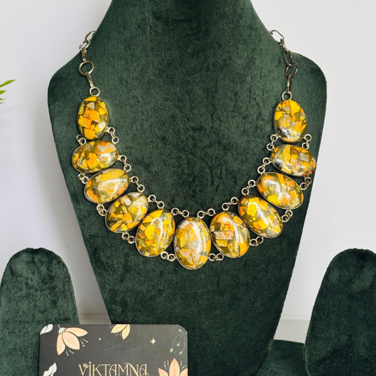 ✨ Amber Radiance Statement Necklace by VIKTAMNA ✨🖤