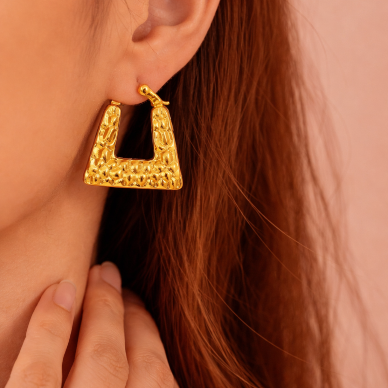 trapezoid earrings by VIKTAMNA
